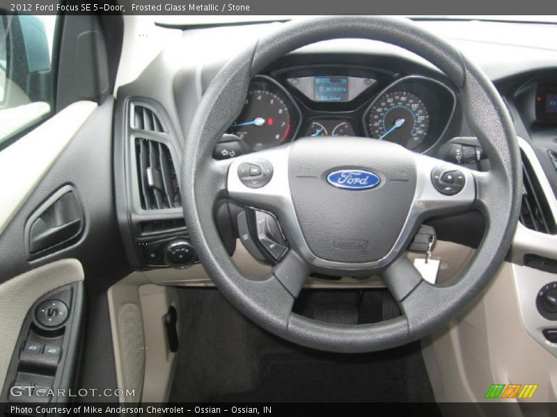  2012 Focus SE 5-Door Steering Wheel