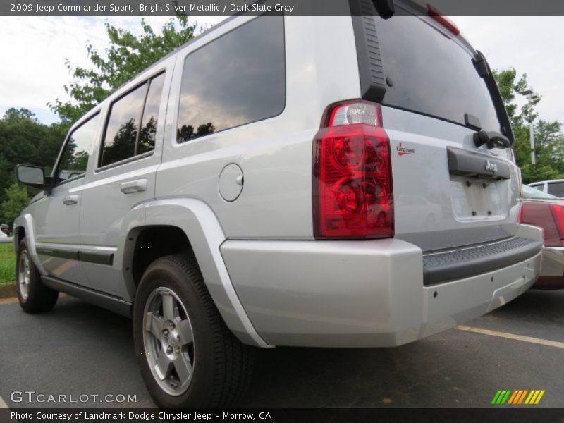 Bright Silver Metallic / Dark Slate Gray 2009 Jeep Commander Sport