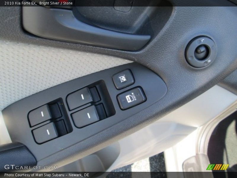 Bright Silver / Stone 2010 Kia Forte EX