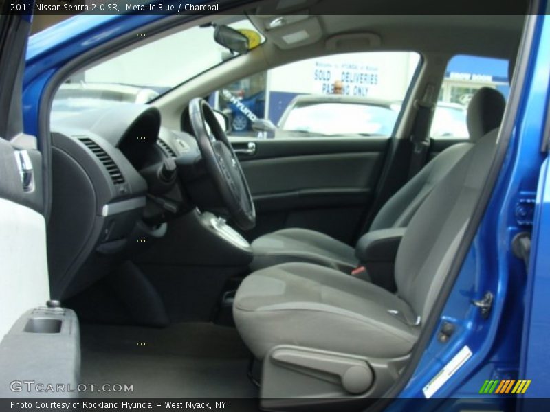 Metallic Blue / Charcoal 2011 Nissan Sentra 2.0 SR