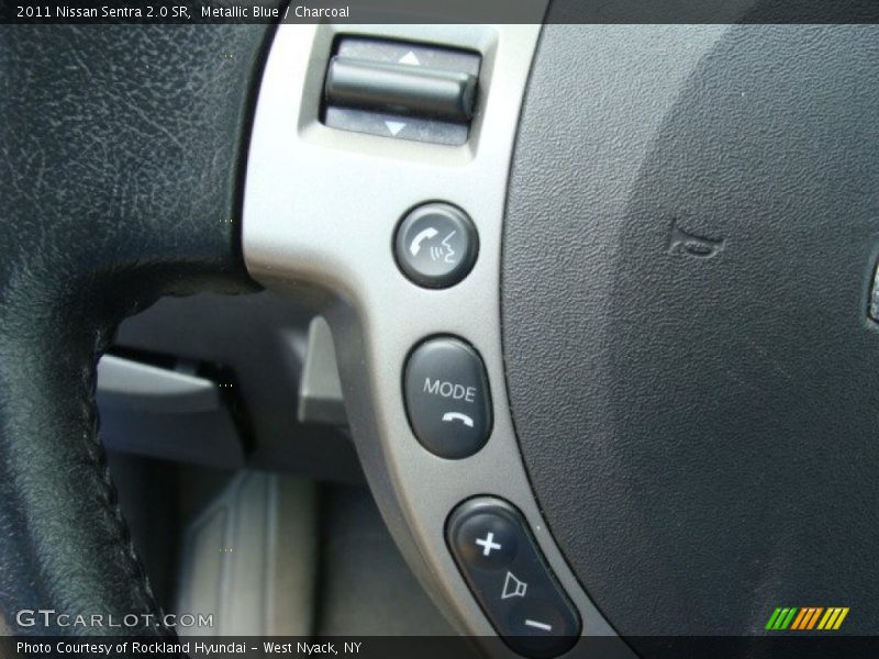 Metallic Blue / Charcoal 2011 Nissan Sentra 2.0 SR