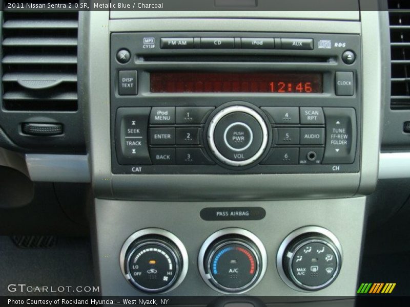 Metallic Blue / Charcoal 2011 Nissan Sentra 2.0 SR