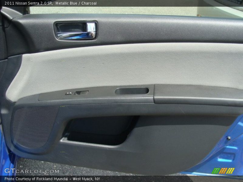 Metallic Blue / Charcoal 2011 Nissan Sentra 2.0 SR