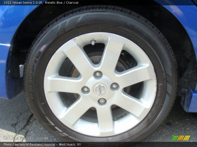 Metallic Blue / Charcoal 2011 Nissan Sentra 2.0 SR