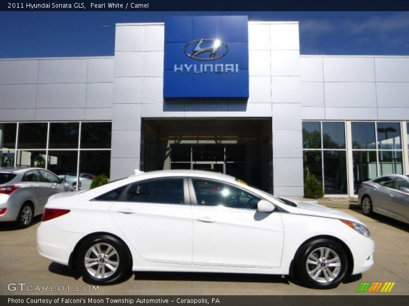 Pearl White / Camel 2011 Hyundai Sonata GLS