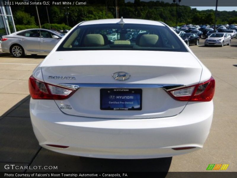 Pearl White / Camel 2011 Hyundai Sonata GLS