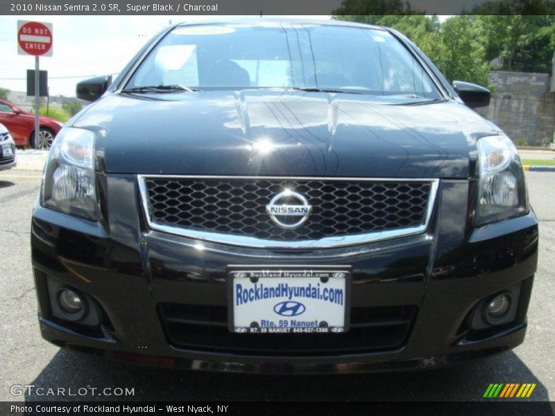 Super Black / Charcoal 2010 Nissan Sentra 2.0 SR