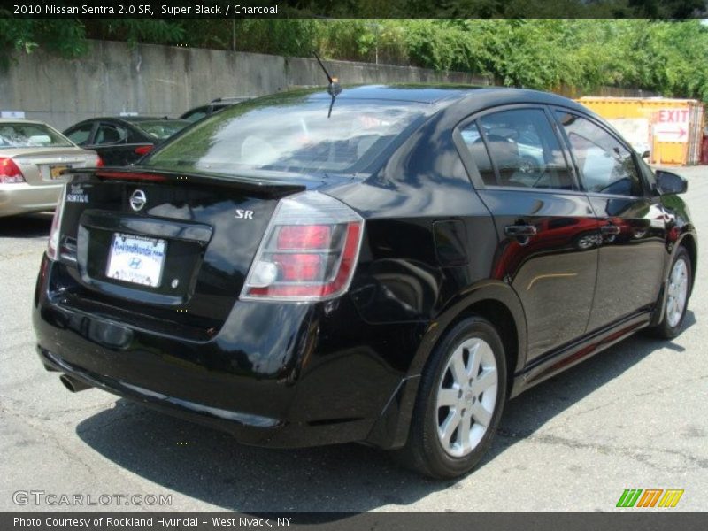 Super Black / Charcoal 2010 Nissan Sentra 2.0 SR