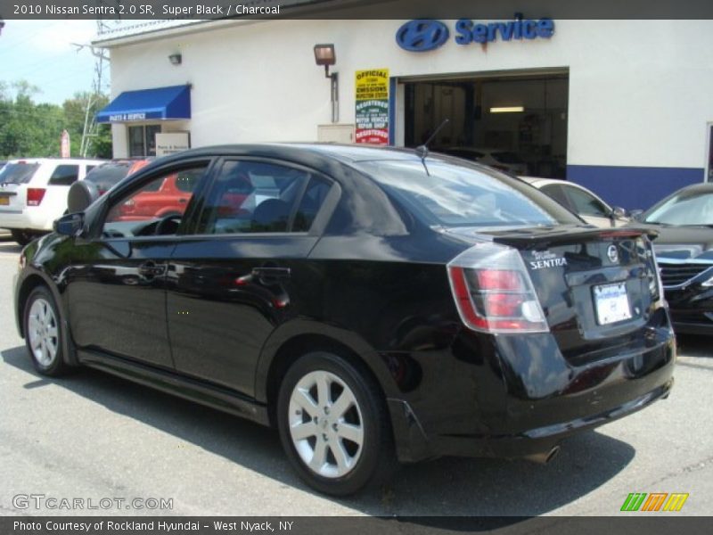 Super Black / Charcoal 2010 Nissan Sentra 2.0 SR