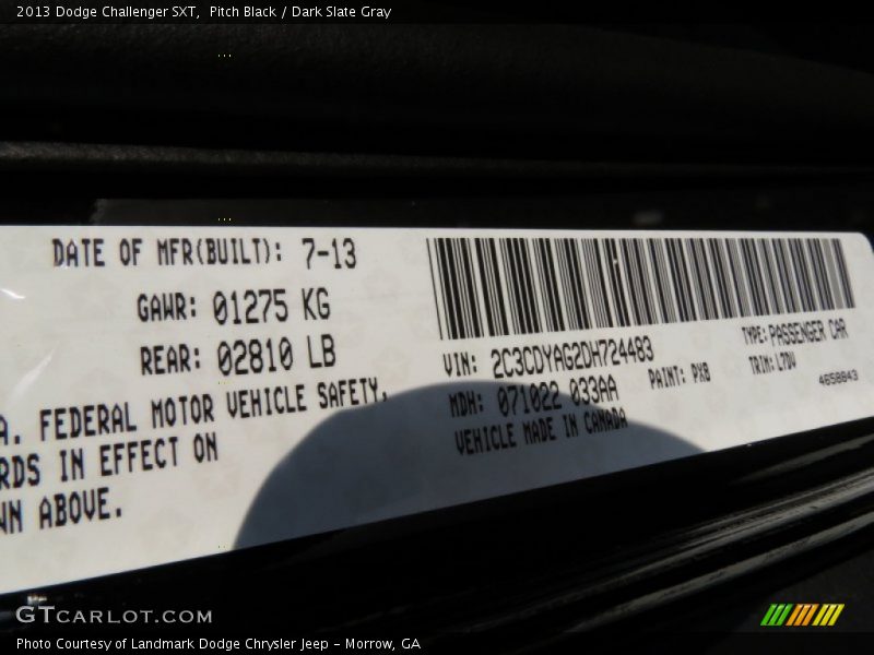 Pitch Black / Dark Slate Gray 2013 Dodge Challenger SXT