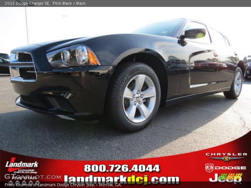 Pitch Black / Black 2013 Dodge Charger SE
