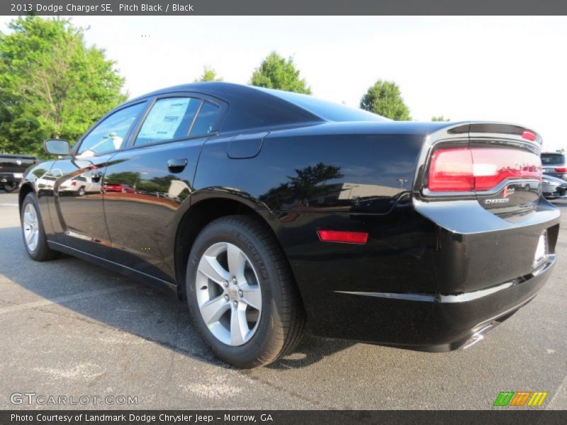 Pitch Black / Black 2013 Dodge Charger SE