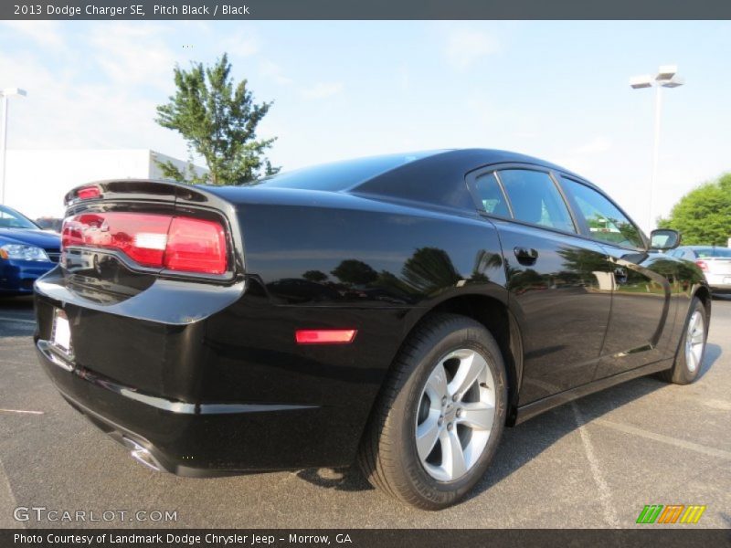 Pitch Black / Black 2013 Dodge Charger SE