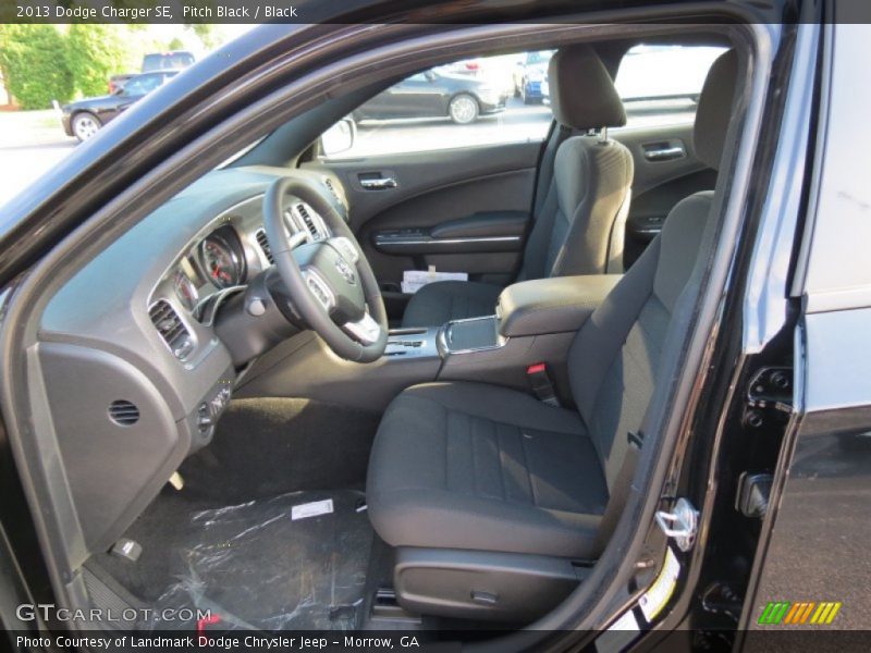 Pitch Black / Black 2013 Dodge Charger SE