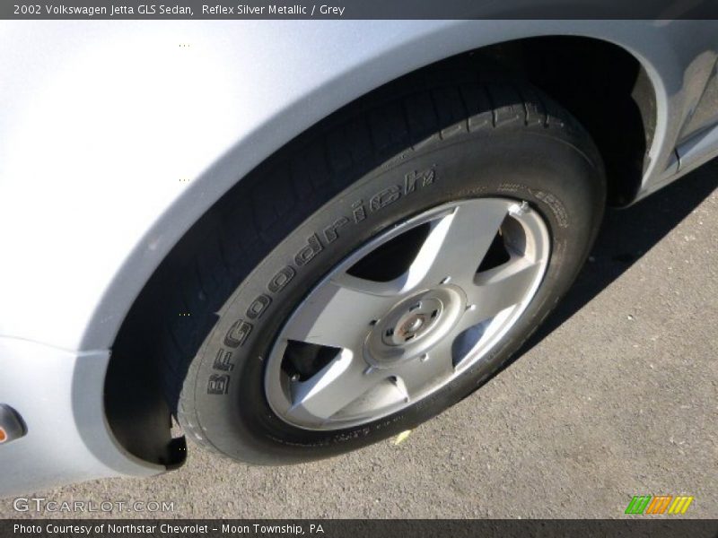 Reflex Silver Metallic / Grey 2002 Volkswagen Jetta GLS Sedan