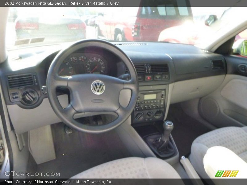Reflex Silver Metallic / Grey 2002 Volkswagen Jetta GLS Sedan