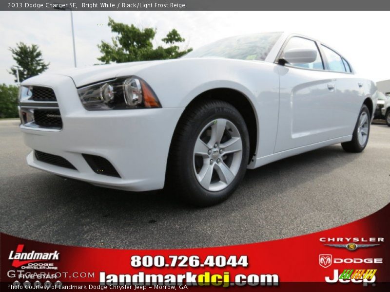 Bright White / Black/Light Frost Beige 2013 Dodge Charger SE