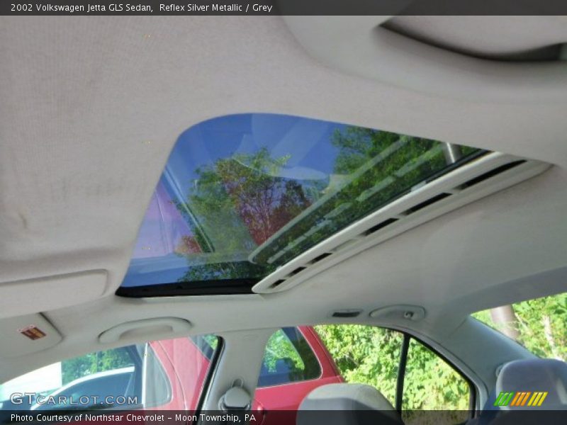 Reflex Silver Metallic / Grey 2002 Volkswagen Jetta GLS Sedan