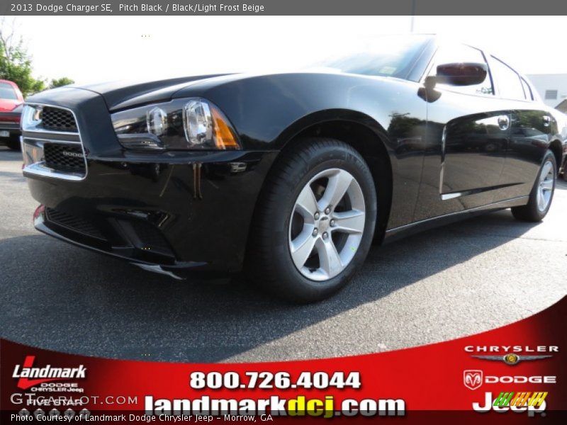 Pitch Black / Black/Light Frost Beige 2013 Dodge Charger SE