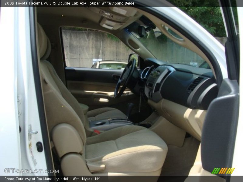 Super White / Sand Beige 2009 Toyota Tacoma V6 SR5 Double Cab 4x4