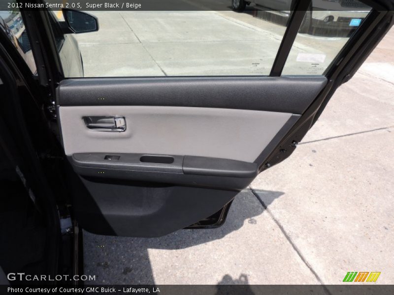 Super Black / Beige 2012 Nissan Sentra 2.0 S