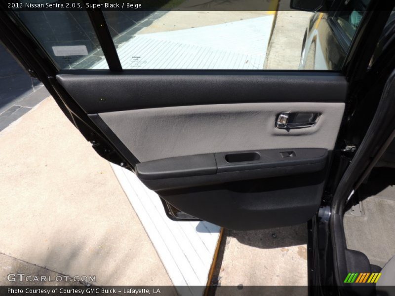 Super Black / Beige 2012 Nissan Sentra 2.0 S