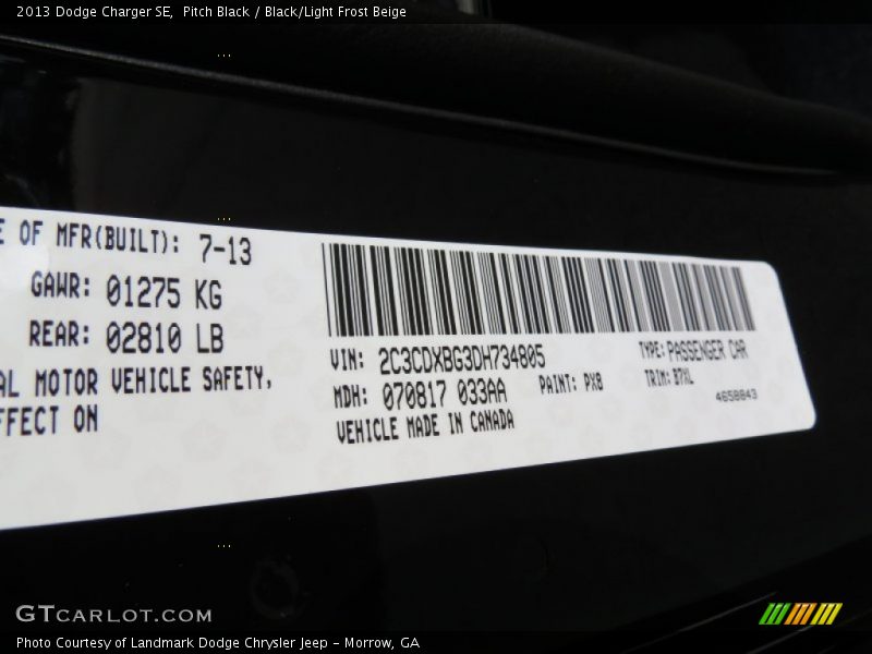 Pitch Black / Black/Light Frost Beige 2013 Dodge Charger SE