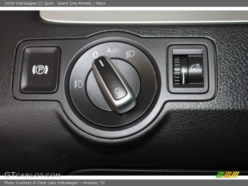 Island Grey Metallic / Black 2009 Volkswagen CC Sport