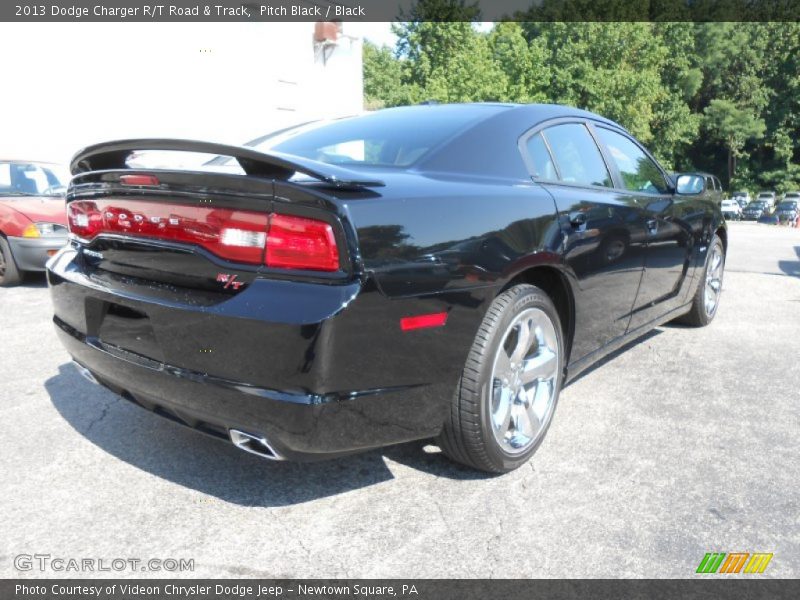 Pitch Black / Black 2013 Dodge Charger R/T Road & Track