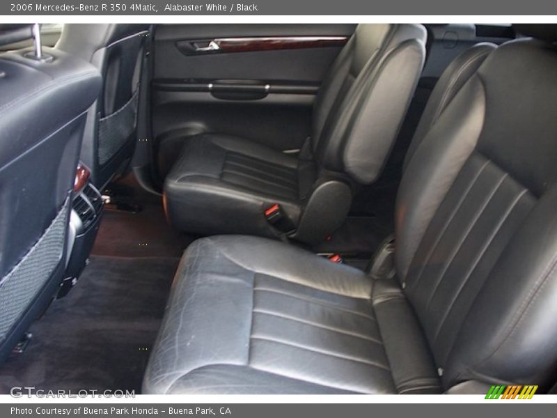 Alabaster White / Black 2006 Mercedes-Benz R 350 4Matic