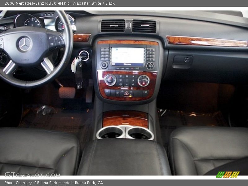 Alabaster White / Black 2006 Mercedes-Benz R 350 4Matic