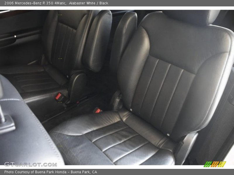 Alabaster White / Black 2006 Mercedes-Benz R 350 4Matic