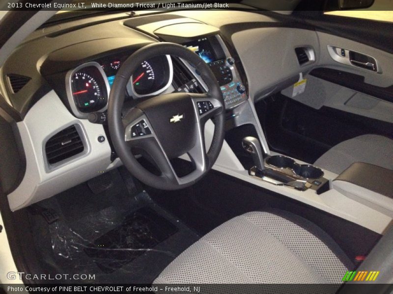 White Diamond Tricoat / Light Titanium/Jet Black 2013 Chevrolet Equinox LT
