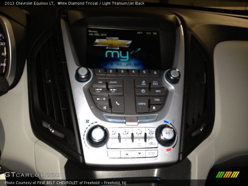 White Diamond Tricoat / Light Titanium/Jet Black 2013 Chevrolet Equinox LT