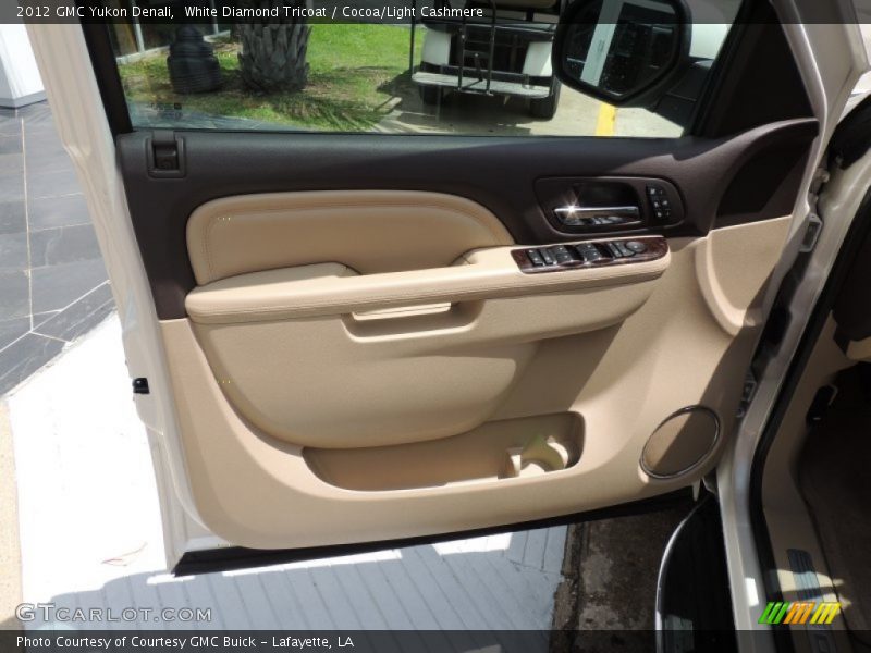 White Diamond Tricoat / Cocoa/Light Cashmere 2012 GMC Yukon Denali