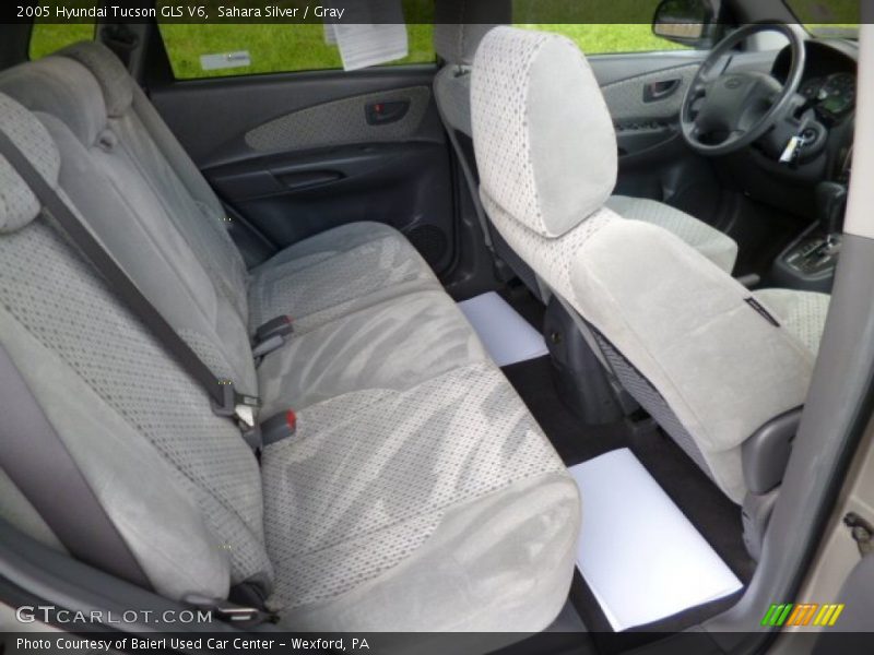 Sahara Silver / Gray 2005 Hyundai Tucson GLS V6
