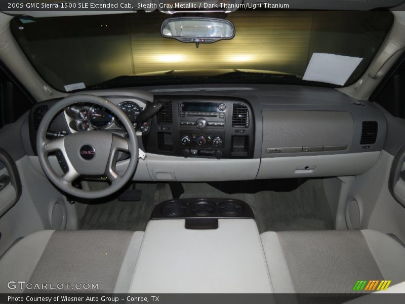 Dashboard of 2009 Sierra 1500 SLE Extended Cab