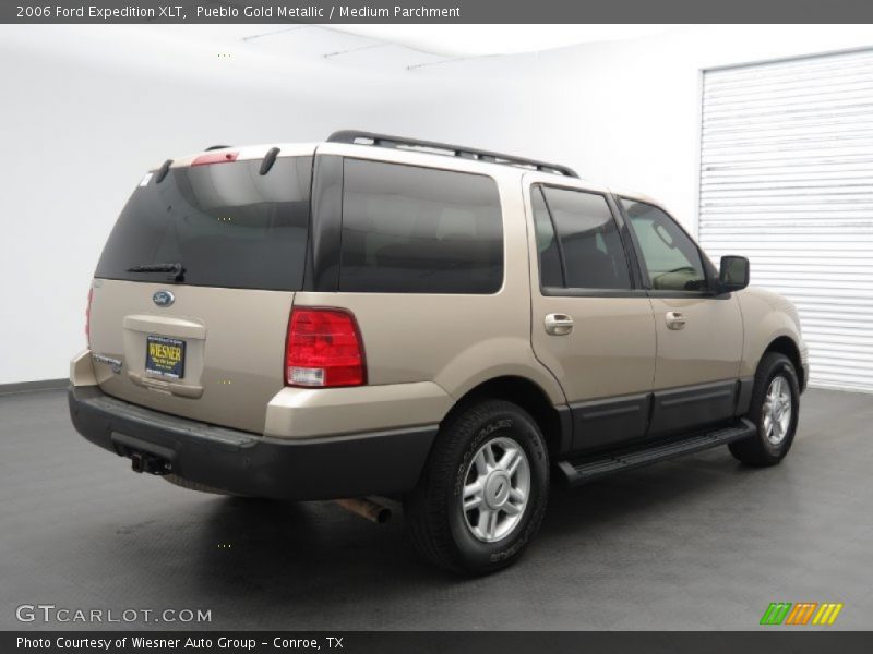 Pueblo Gold Metallic / Medium Parchment 2006 Ford Expedition XLT