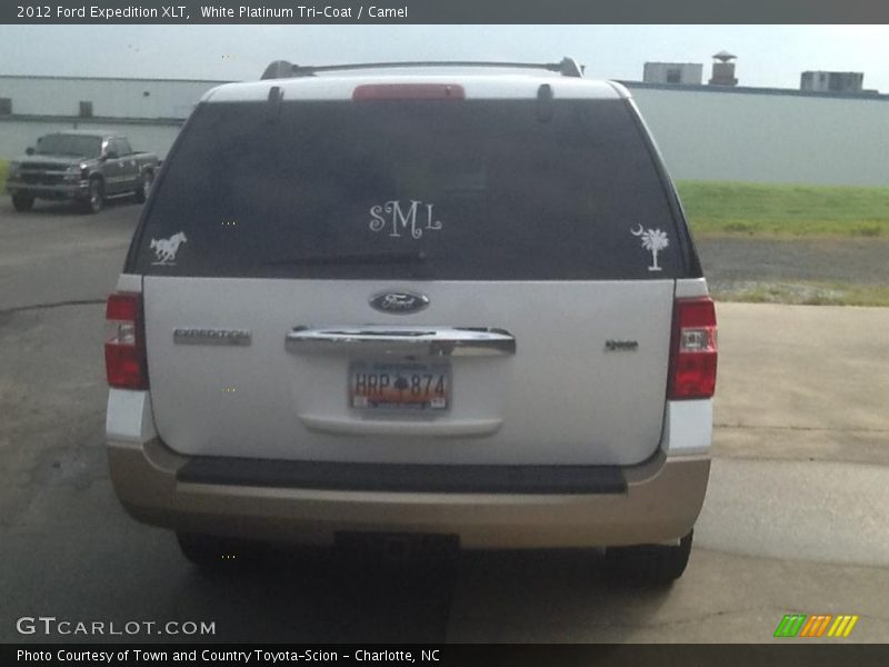 White Platinum Tri-Coat / Camel 2012 Ford Expedition XLT