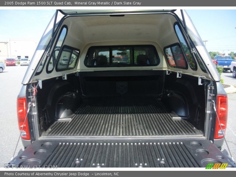 Mineral Gray Metallic / Dark Slate Gray 2005 Dodge Ram 1500 SLT Quad Cab