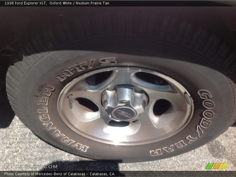 Oxford White / Medium Prairie Tan 1998 Ford Explorer XLT