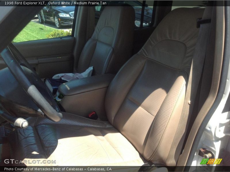 Oxford White / Medium Prairie Tan 1998 Ford Explorer XLT