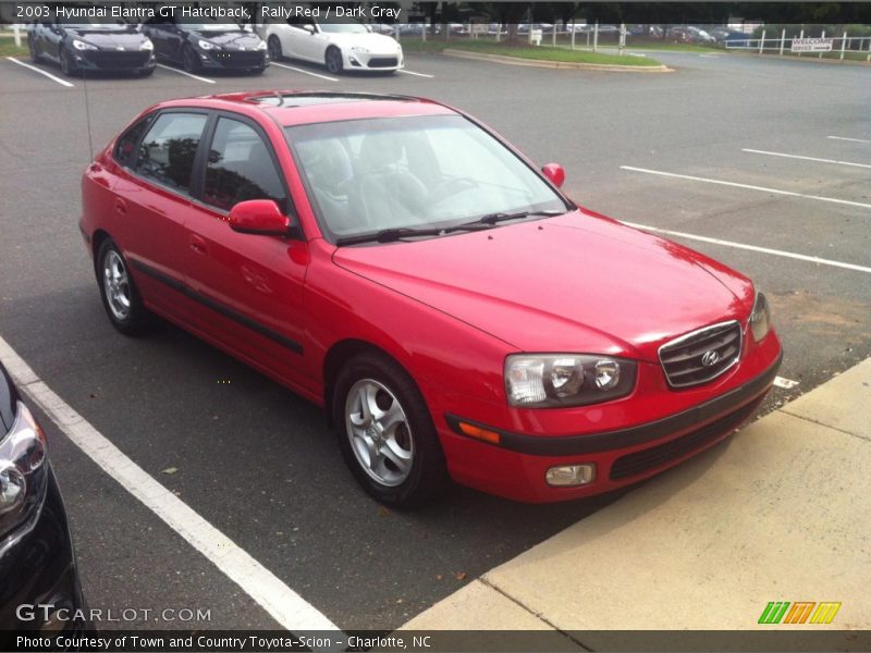 Rally Red / Dark Gray 2003 Hyundai Elantra GT Hatchback