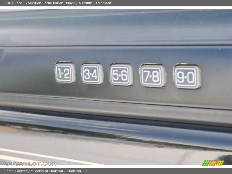 Black / Medium Parchment 2004 Ford Expedition Eddie Bauer
