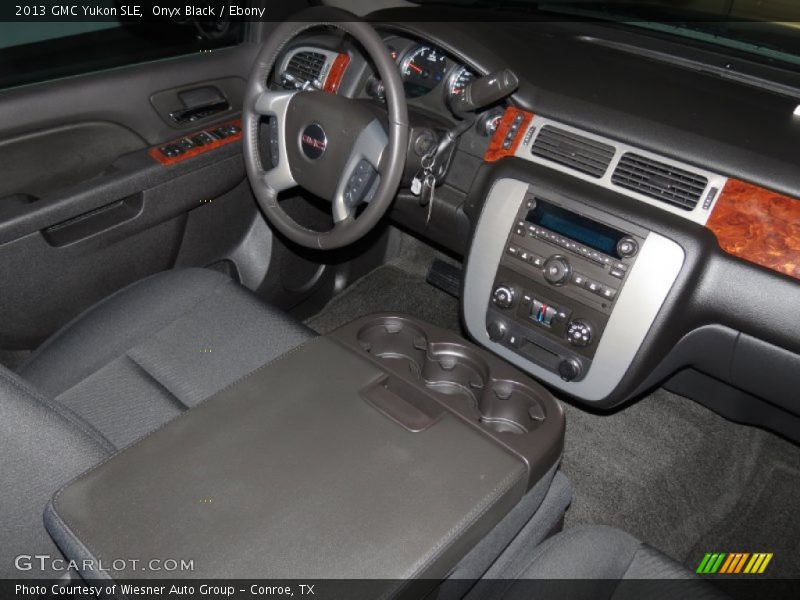 Onyx Black / Ebony 2013 GMC Yukon SLE