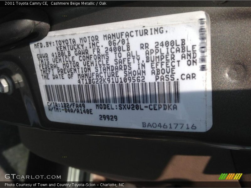 Cashmere Beige Metallic / Oak 2001 Toyota Camry CE