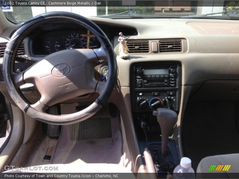 Cashmere Beige Metallic / Oak 2001 Toyota Camry CE