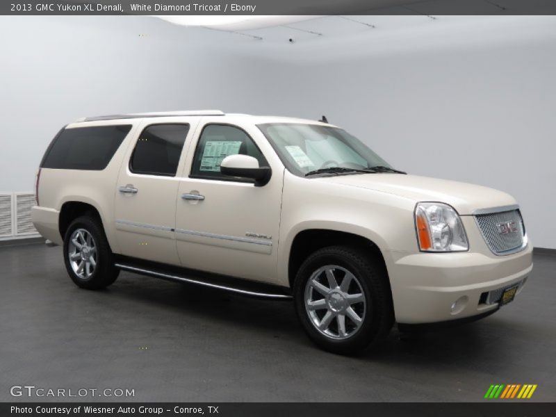White Diamond Tricoat / Ebony 2013 GMC Yukon XL Denali