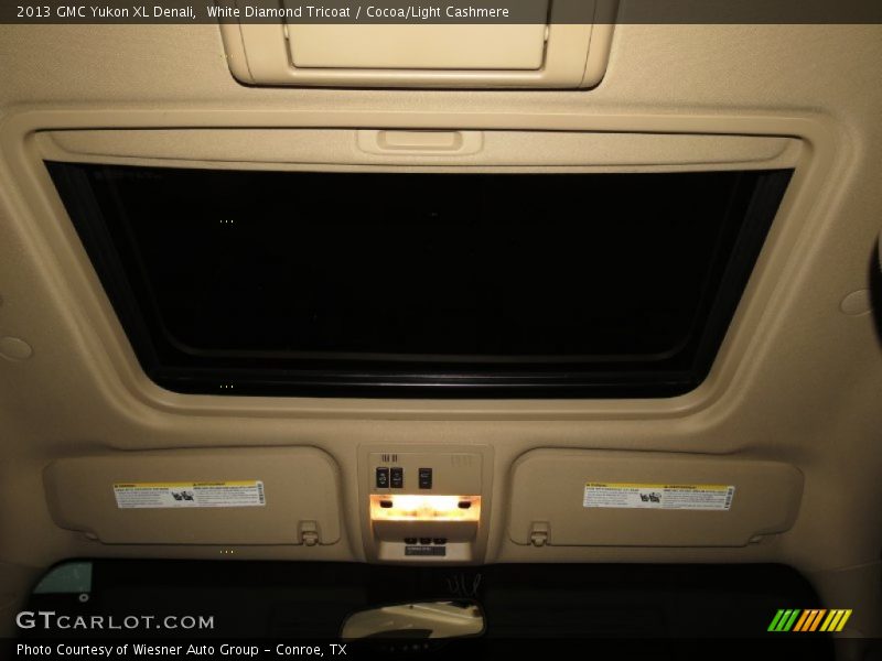 White Diamond Tricoat / Cocoa/Light Cashmere 2013 GMC Yukon XL Denali