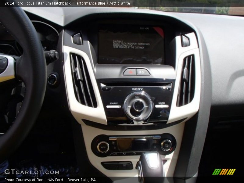 Performance Blue / Arctic White 2014 Ford Focus Titanium Hatchback
